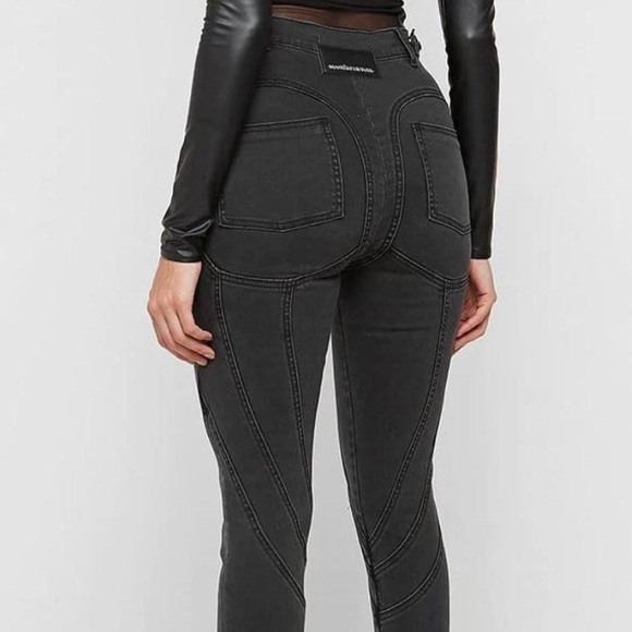 Manière De Voir 
CONTOUR SEAM DETAIL SKINNY JEANS - WASHED
BLACK - Picture 1 of 9